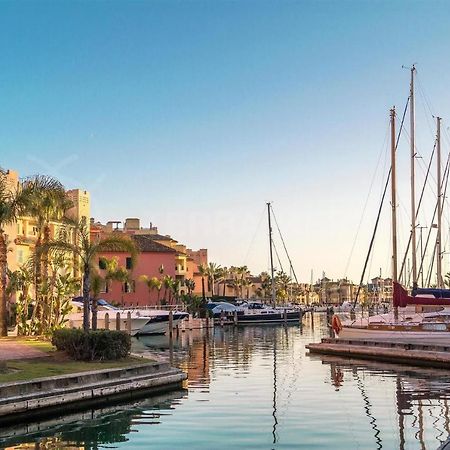 New & Modern Apartment - Marina, Sotogrande Buitenkant foto