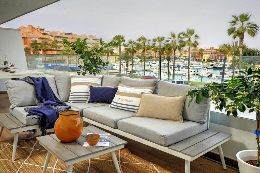 New & Modern Apartment - Marina, Sotogrande Buitenkant foto